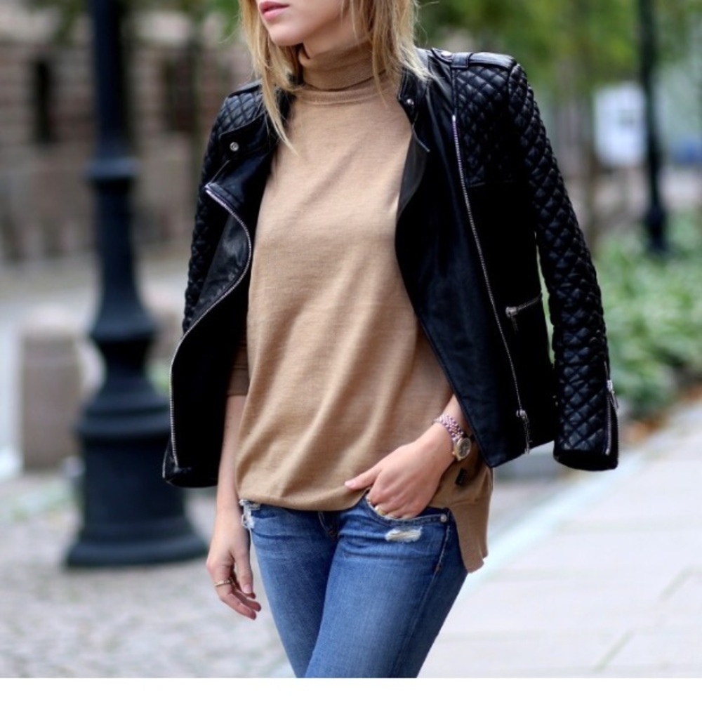 SAND Copenhagen Camel Tan Turtleneck L